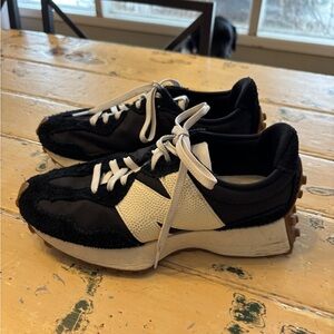 New Balance Black and White 327 Sneakers